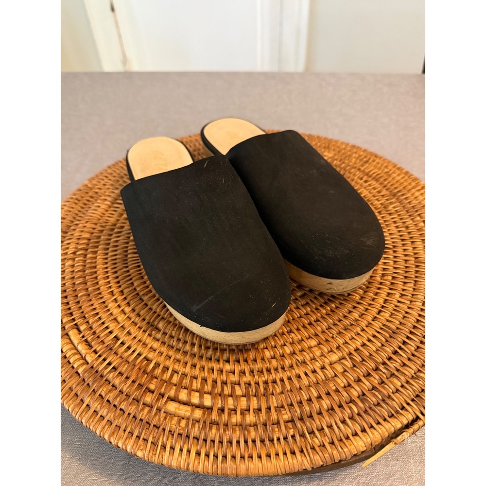 Aerie Womens Black Faux Suede Platform Clogs Wood Sole Mule Slides Size 7
